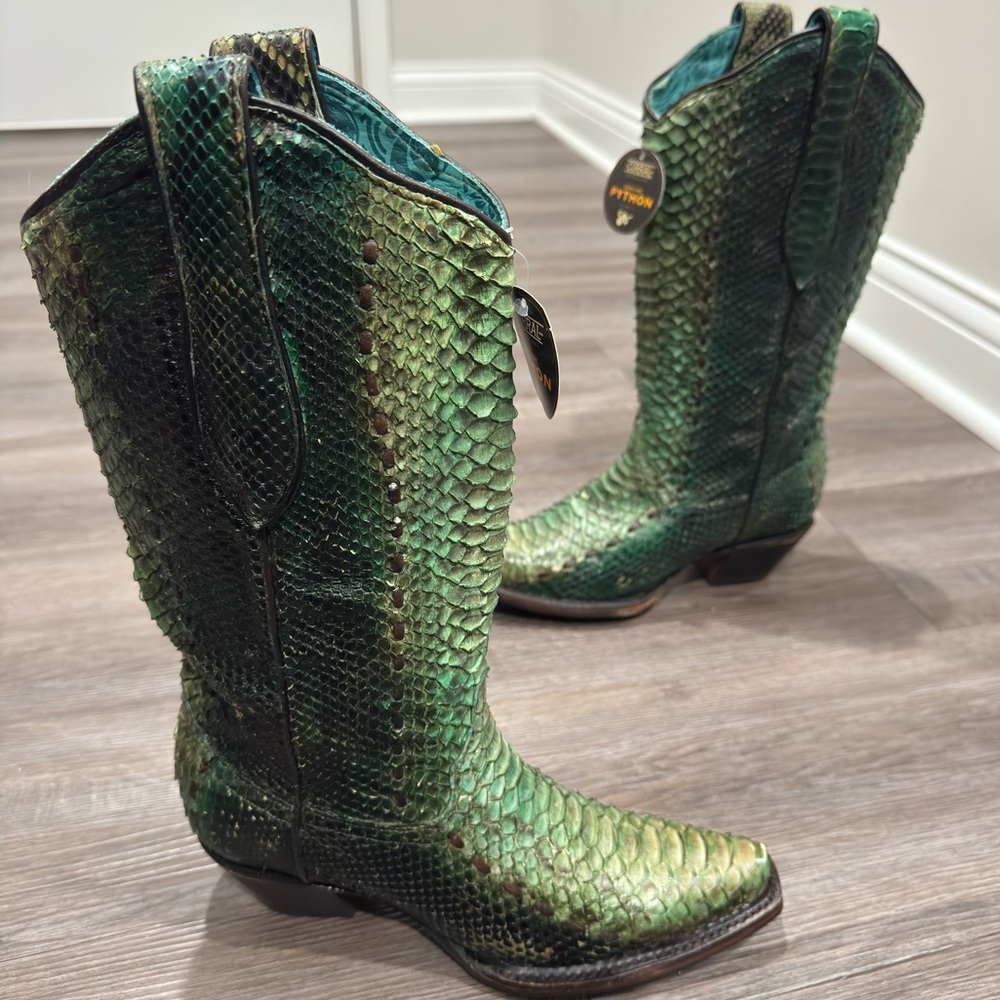 Corral Boots Python Snip Toe Woven Western Cowboy Boots A3661